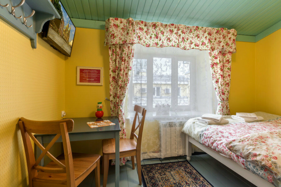 Гостиница Друзья у Дома Книги Санкт-Петербург