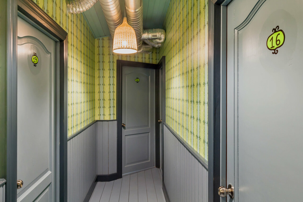 Гостиница Друзья у Дома Книги Санкт-Петербург