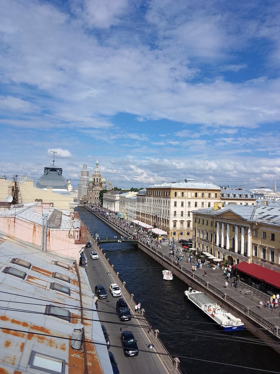 Гостиница Друзья у Дома Книги Санкт-Петербург