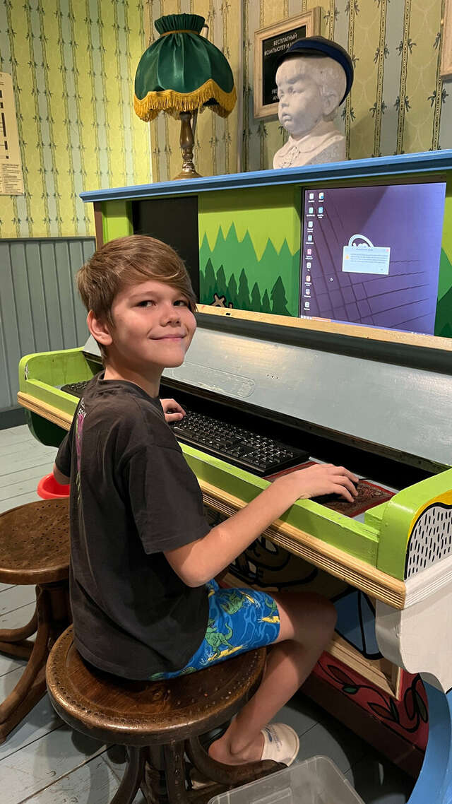 Гостиница Друзья у Дома Книги Санкт-Петербург-85