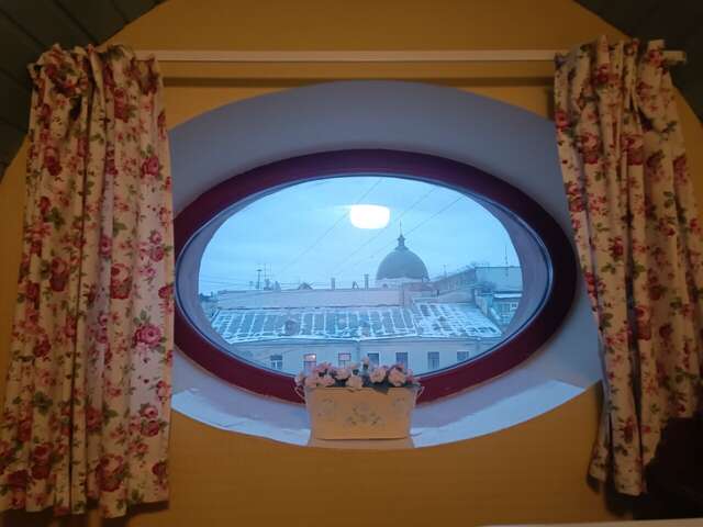 Гостиница Друзья у Дома Книги Санкт-Петербург-104